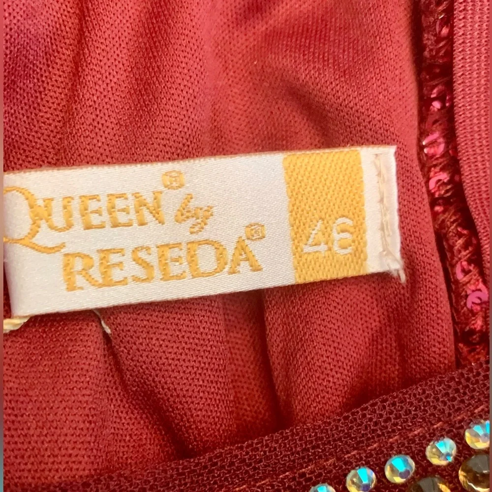 Bee Queen by Raseda Sequined Long Dress - Picture 10 of 11